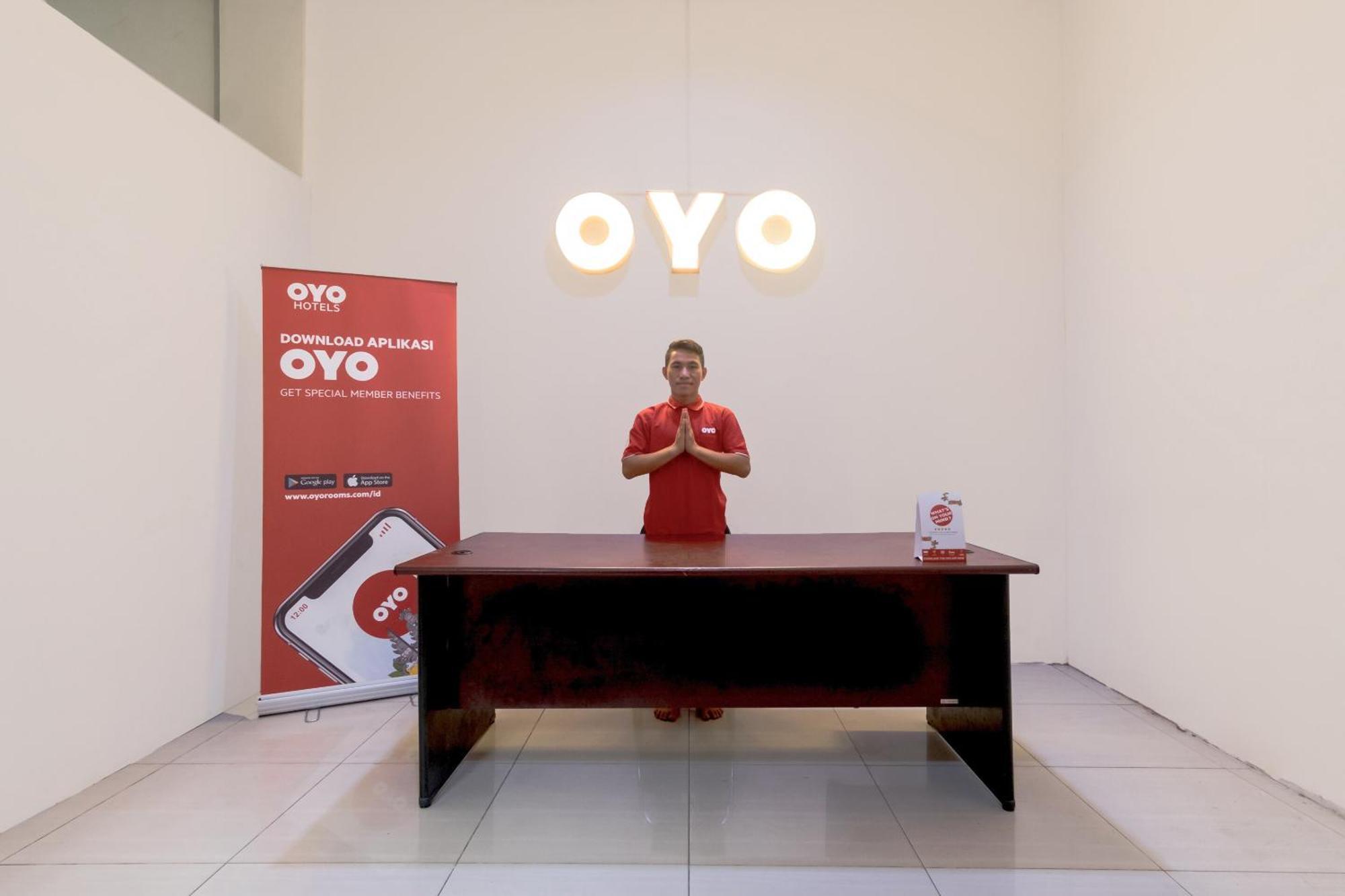 Oyo 622 バクティー ホームステイ メダン エクステリア 写真
